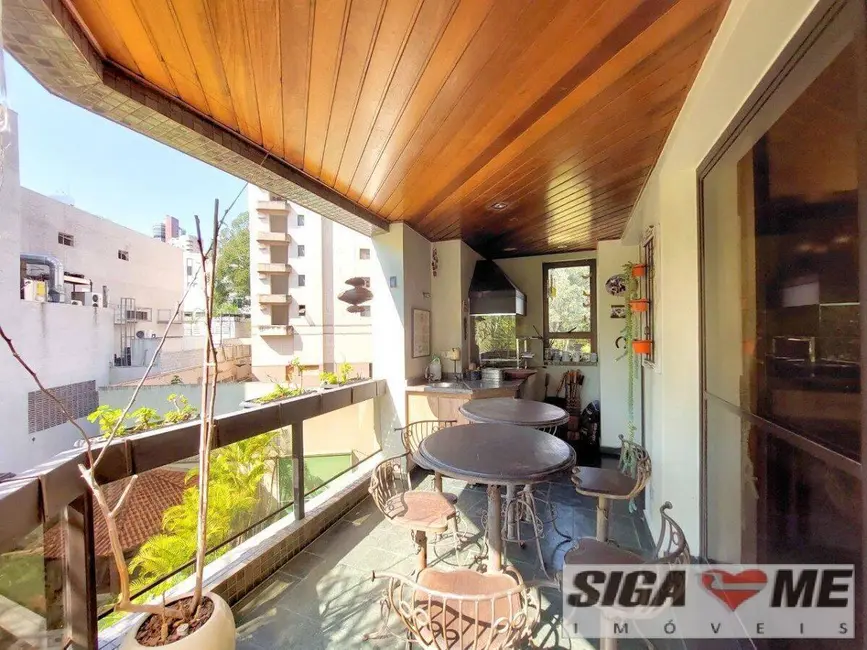 Apartamento com 4 quartos à venda, 226m2 em Vila Suzana, São Paulo - SP - imagem 3 Foto 3 de Apartamento com 4 quartos à venda, 226m2 em Vila Suzana, São Paulo - SP