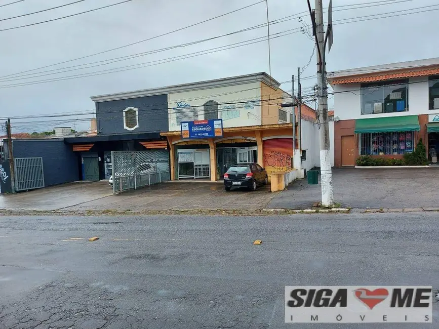 Loja à venda e para alugar, 350m2 em Vila Firmiano Pinto, São Paulo - SP - imagem 2 Foto 2 de Loja à venda e para alugar, 350m2 em Vila Firmiano Pinto, São Paulo - SP