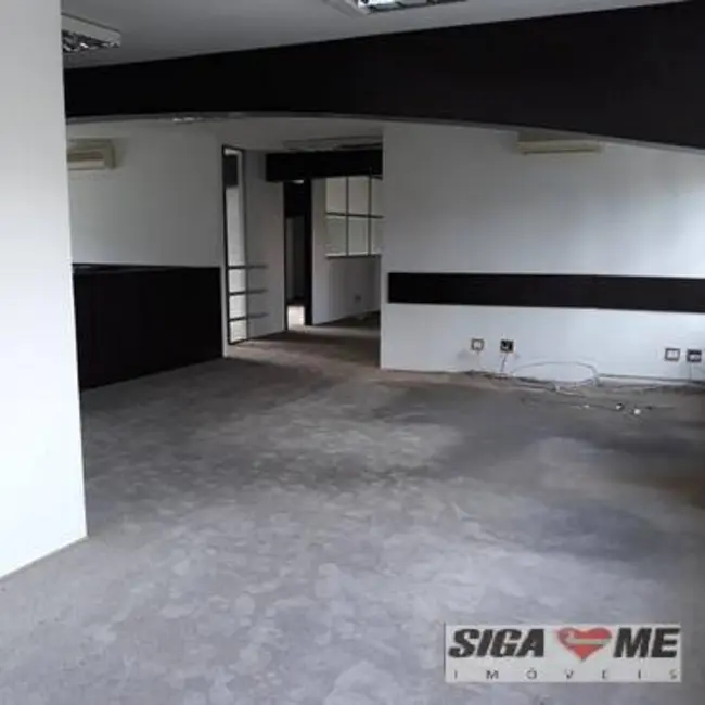 Sala Comercial à venda e para alugar, 234m2 em Cidade Monções, São Paulo - SP - imagem 5 Foto 5 de Sala Comercial à venda e para alugar, 234m2 em Cidade Monções, São Paulo - SP