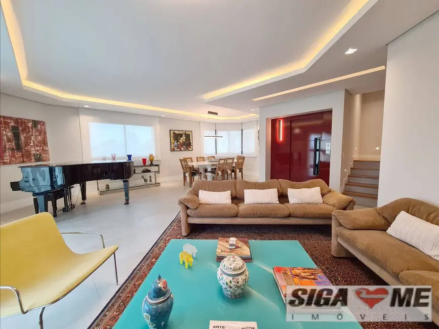 Foto 3 de Cobertura com 4 quartos à venda, 310m2 em Campo Belo, São Paulo - SP