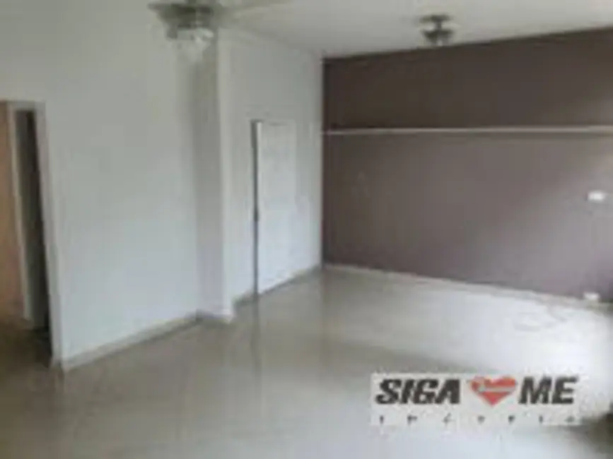 Casa com 3 quartos para alugar, 196m2 em Brooklin Paulista, São Paulo - SP - imagem 4 Foto 4 de Casa com 3 quartos para alugar, 196m2 em Brooklin Paulista, São Paulo - SP