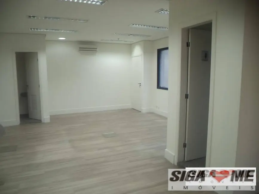Sala Comercial à venda, 37m2 em Vila Olímpia, São Paulo - SP - imagem 5 Foto 5 de Sala Comercial à venda, 37m2 em Vila Olímpia, São Paulo - SP