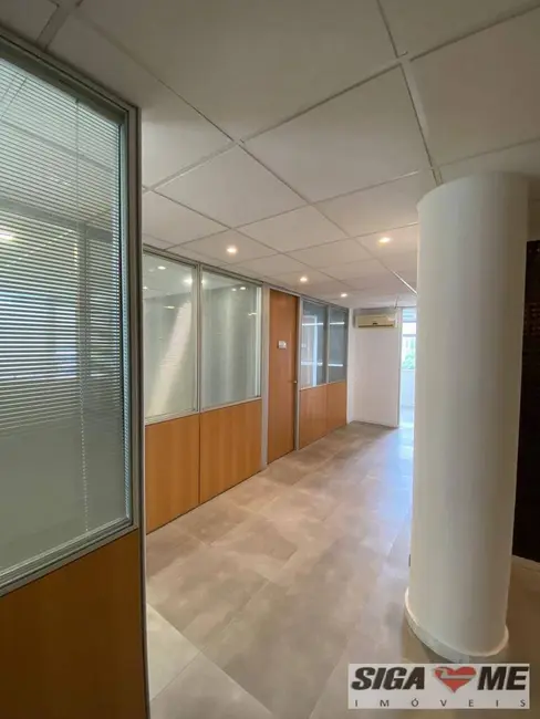 Foto 1 de Sala Comercial à venda, 150m2 em Cerqueira César, São Paulo - SP