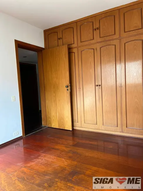 Apartamento com 3 quartos à venda, 233m2 em Campo Belo, São Paulo - SP - imagem 9 Foto 9 de Apartamento com 3 quartos à venda, 233m2 em Campo Belo, São Paulo - SP
