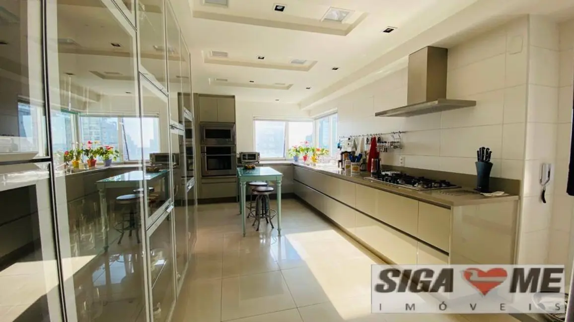 Foto 1 de Apartamento com 3 quartos à venda, 251m2 em Campo Belo, São Paulo - SP