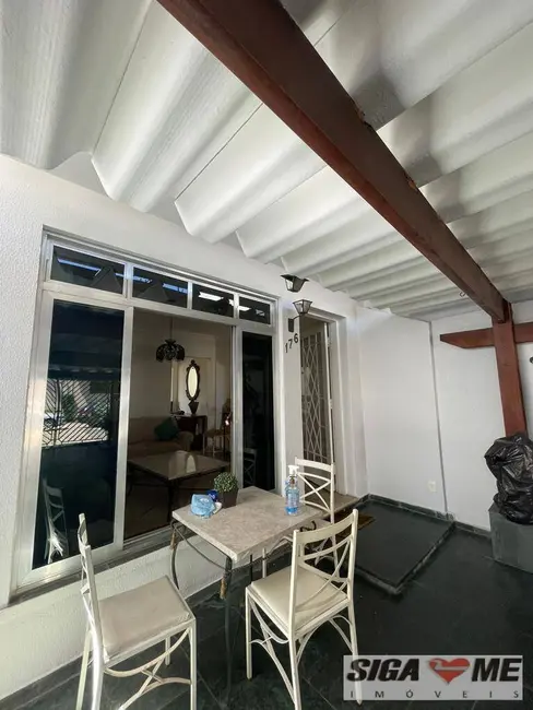 Foto 4 de Casa com 4 quartos à venda, 165m2 em Vila Mariana, São Paulo - SP