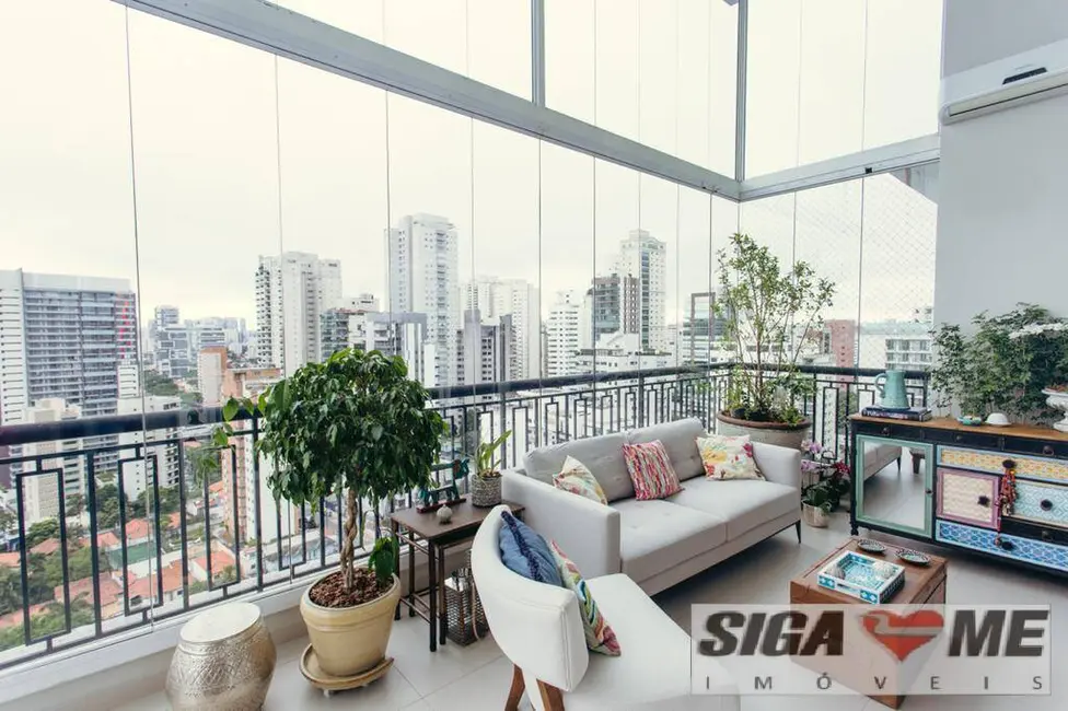 Apartamento com 3 quartos à venda, 225m2 em Campo Belo, São Paulo - SP - imagem 4 Foto 4 de Apartamento com 3 quartos à venda, 225m2 em Campo Belo, São Paulo - SP