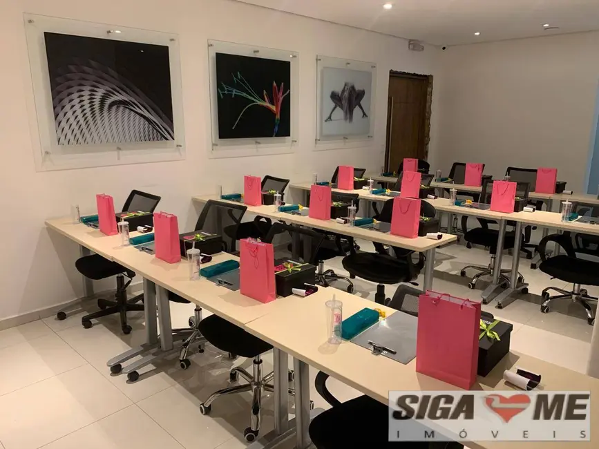 Sala Comercial para alugar, 35m2 em Jardim das Acácias, São Paulo - SP - imagem 3 Foto 3 de Sala Comercial para alugar, 35m2 em Jardim das Acácias, São Paulo - SP