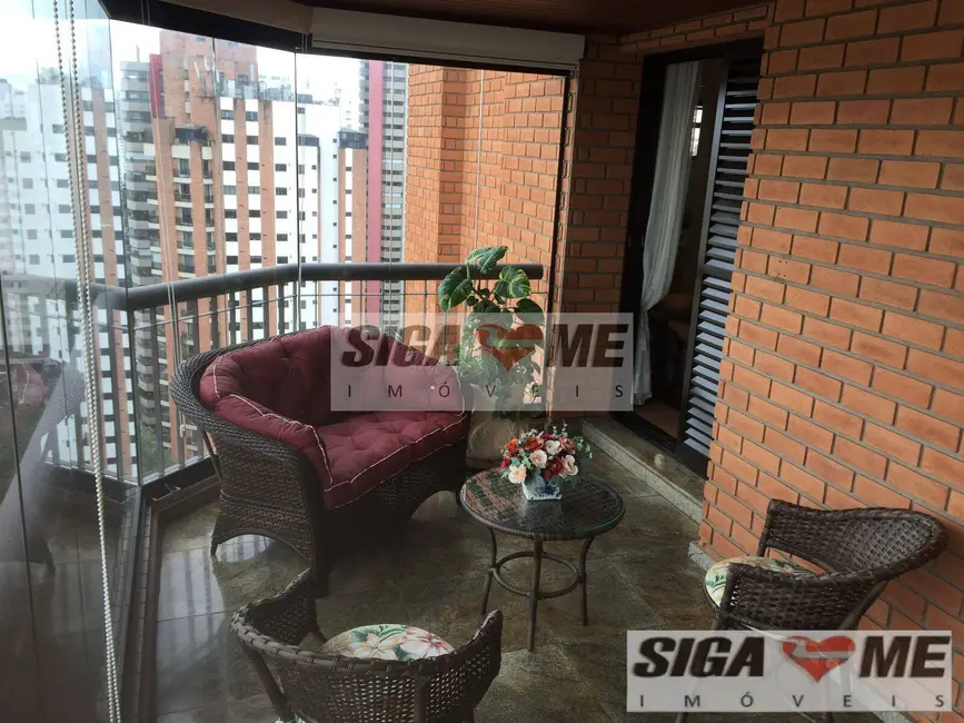 Foto 7 de Apartamento com 4 quartos à venda, 200m2 em Vila Uberabinha, São Paulo - SP