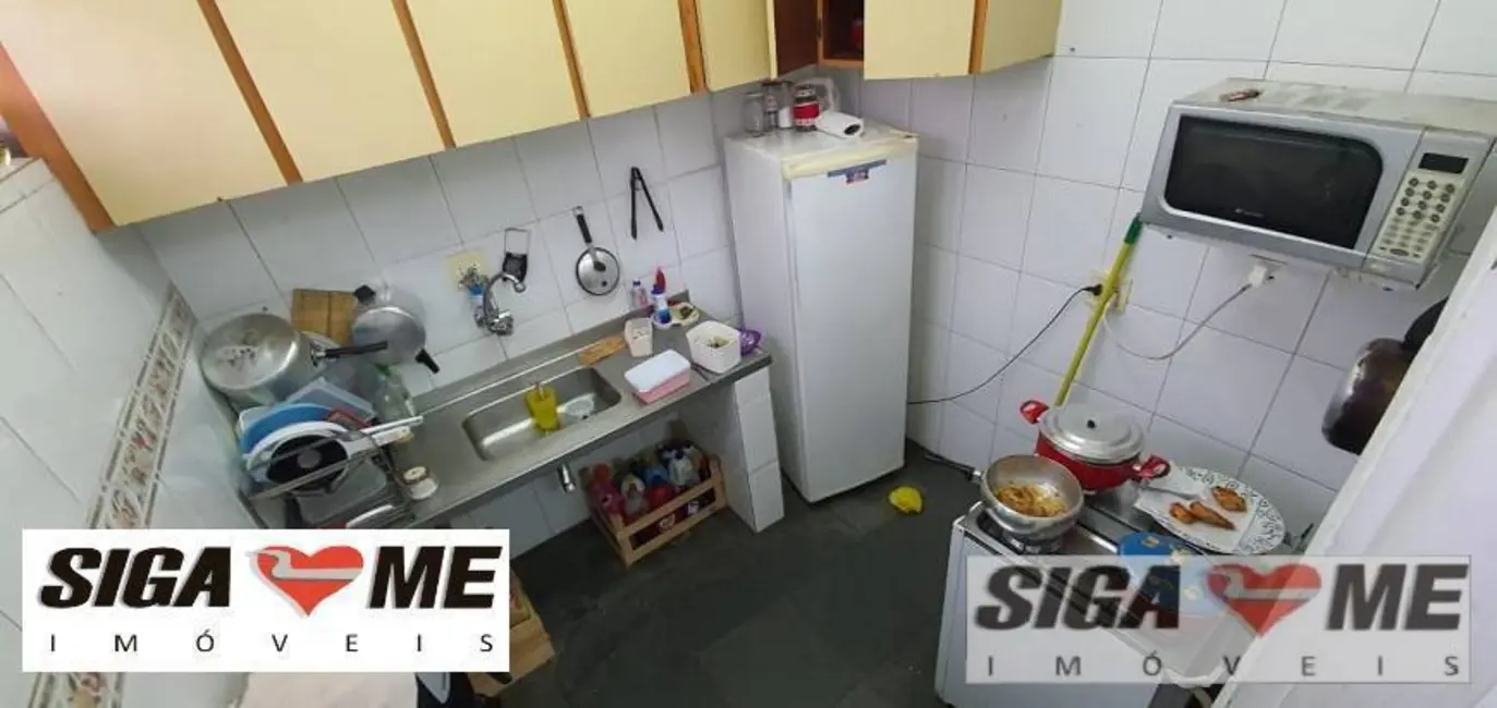 Sobrado com 8 quartos à venda, 220m2 em Indianópolis, São Paulo - SP - imagem 9 Foto 9 de Sobrado com 8 quartos à venda, 220m2 em Indianópolis, São Paulo - SP