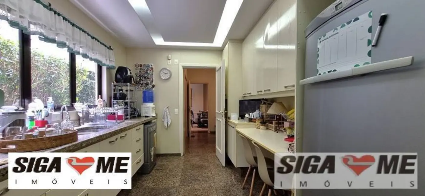 Foto 8 de Casa com 4 quartos à venda, 589m2 em Jardim dos Estados, São Paulo - SP