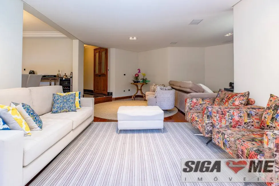 Apartamento com 4 quartos à venda, 217m2 em Campo Belo, São Paulo - SP - imagem 8 Foto 8 de Apartamento com 4 quartos à venda, 217m2 em Campo Belo, São Paulo - SP