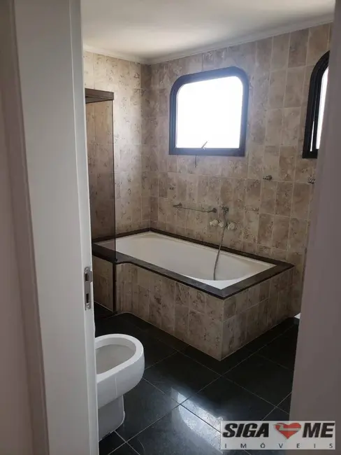 Apartamento com 6 quartos à venda e para alugar, 647m2 em Jardim Santo Amaro, São Paulo - SP - imagem 3 Foto 3 de Apartamento com 6 quartos à venda e para alugar, 647m2 em Jardim Santo Amaro, São Paulo - SP