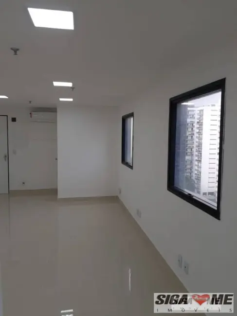 Sala Comercial à venda e para alugar, 124m2 em Indianópolis, São Paulo - SP - imagem 3 Foto 3 de Sala Comercial à venda e para alugar, 124m2 em Indianópolis, São Paulo - SP