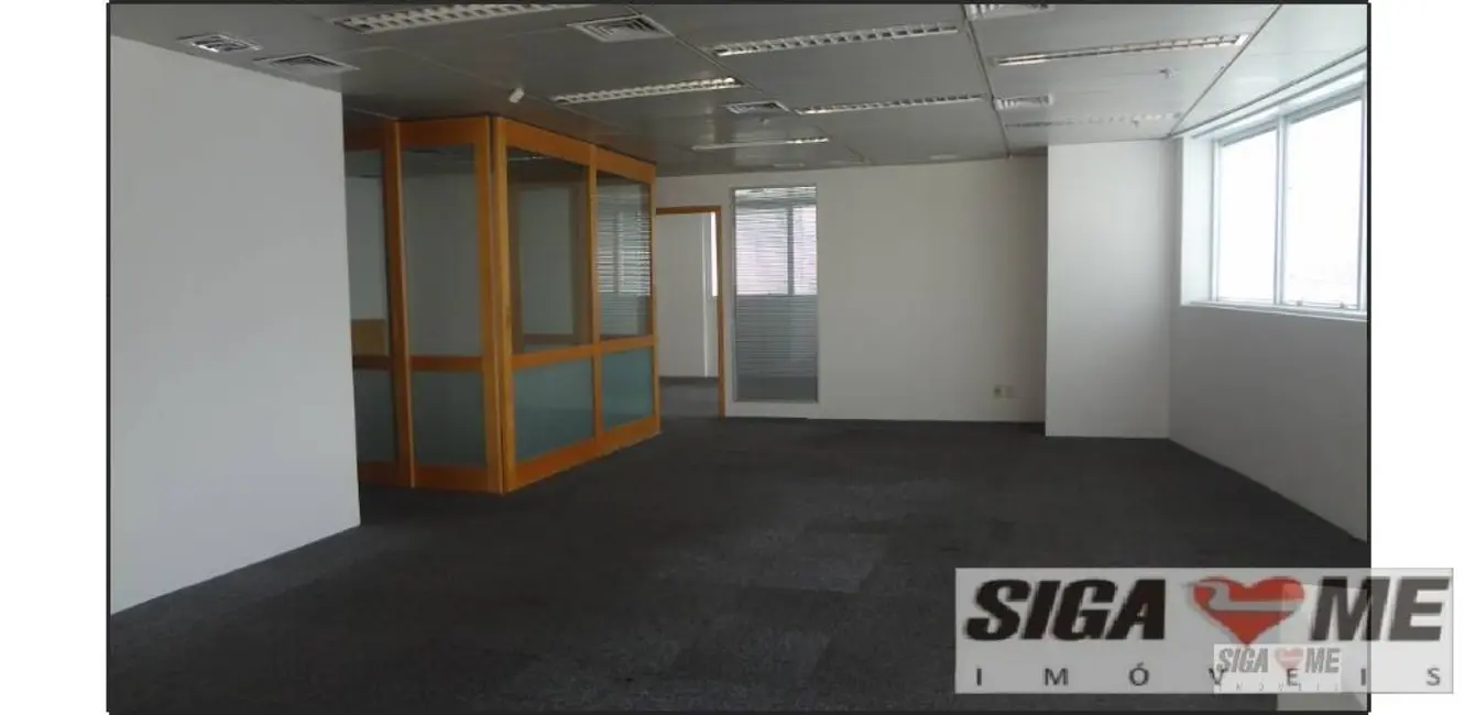 Foto 1 de Sala Comercial para alugar, 200m2 em Vila Olímpia, São Paulo - SP
