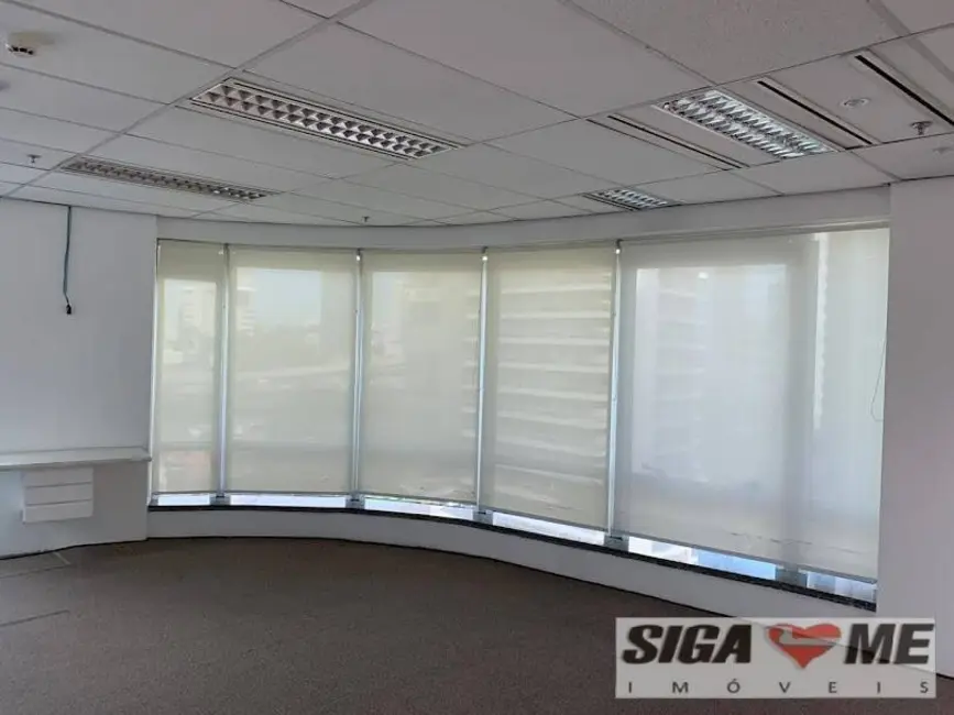 Foto 3 de Sala Comercial para alugar, 331m2 em Cidade Monções, São Paulo - SP