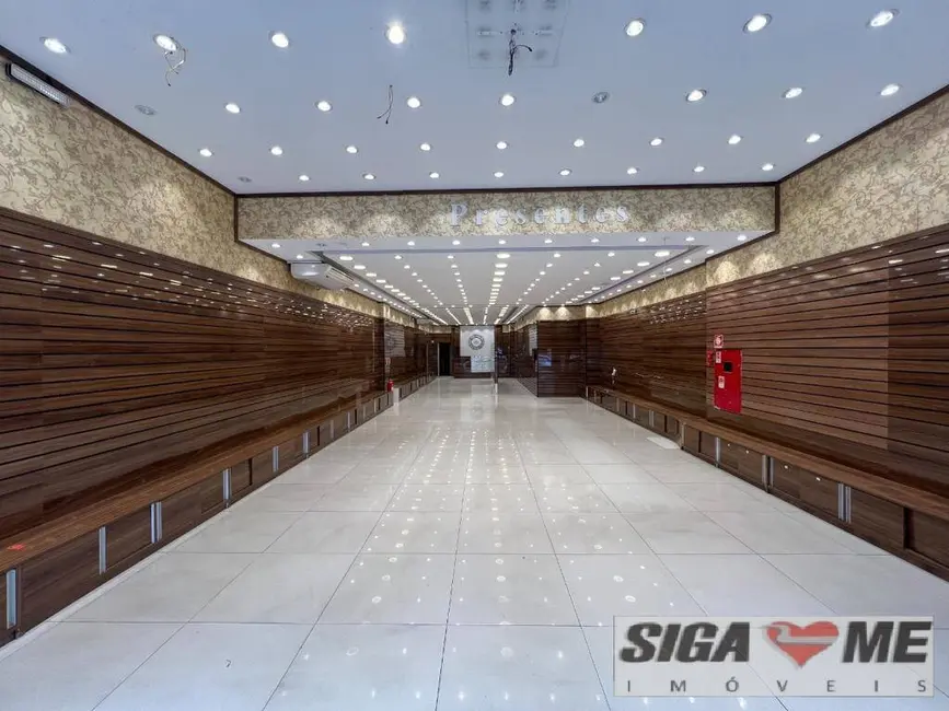 Sala Comercial para alugar, 200m2 em Pinheiros, São Paulo - SP - imagem 4 Foto 4 de Sala Comercial para alugar, 200m2 em Pinheiros, São Paulo - SP