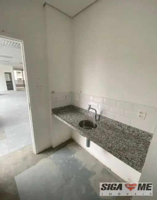 Sala Comercial para alugar, 557m2 em Itaim Bibi, São Paulo - SP - imagem 7 Foto 7 de Sala Comercial para alugar, 557m2 em Itaim Bibi, São Paulo - SP