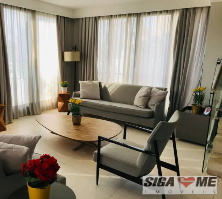 Apartamento com 3 quartos à venda, 270m2 em Moema, São Paulo - SP - imagem 3 Foto 3 de Apartamento com 3 quartos à venda, 270m2 em Moema, São Paulo - SP
