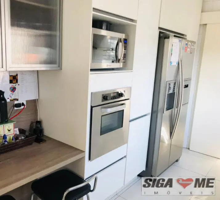 Apartamento com 3 quartos à venda, 270m2 em Moema, São Paulo - SP - imagem 9 Foto 9 de Apartamento com 3 quartos à venda, 270m2 em Moema, São Paulo - SP