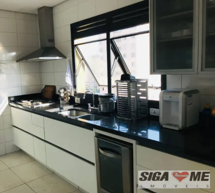 Apartamento com 3 quartos à venda, 270m2 em Moema, São Paulo - SP - imagem 7 Foto 7 de Apartamento com 3 quartos à venda, 270m2 em Moema, São Paulo - SP
