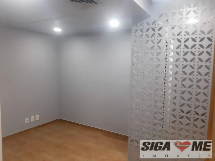Sala Comercial para alugar, 135m2 em Vila Olímpia, São Paulo - SP - imagem 7 Foto 7 de Sala Comercial para alugar, 135m2 em Vila Olímpia, São Paulo - SP