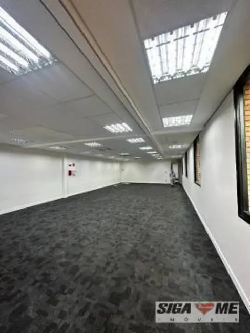 Foto 9 de Sala Comercial para alugar, 1000m2 em Itaim Bibi, São Paulo - SP