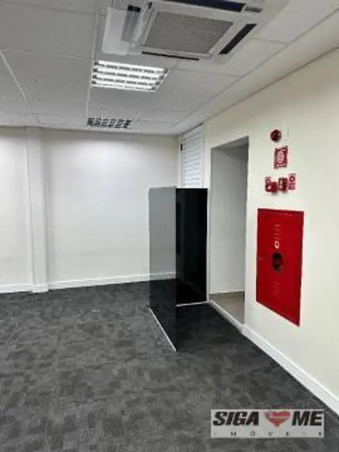 Foto 11 de Sala Comercial para alugar, 1000m2 em Itaim Bibi, São Paulo - SP