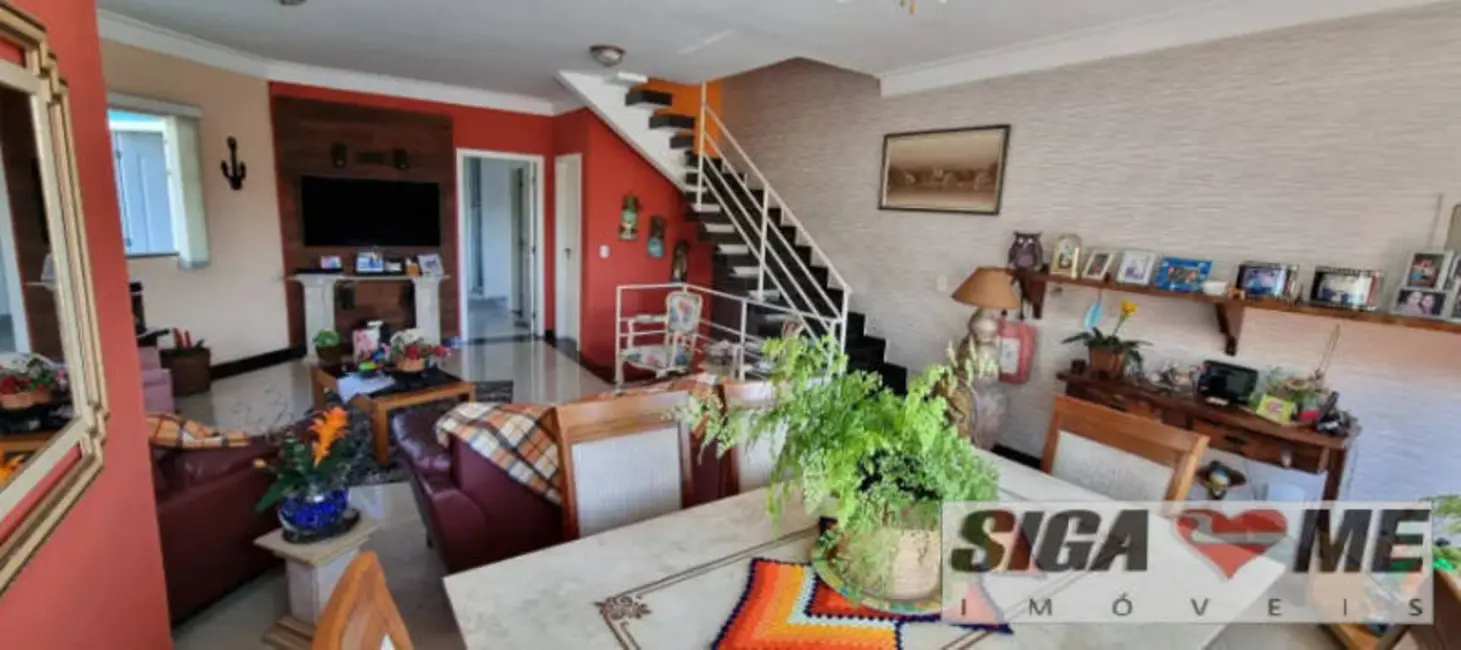 Casa com 3 quartos à venda, 225m2 em Vila Talarico, São Paulo - SP - imagem 4 Foto 4 de Casa com 3 quartos à venda, 225m2 em Vila Talarico, São Paulo - SP