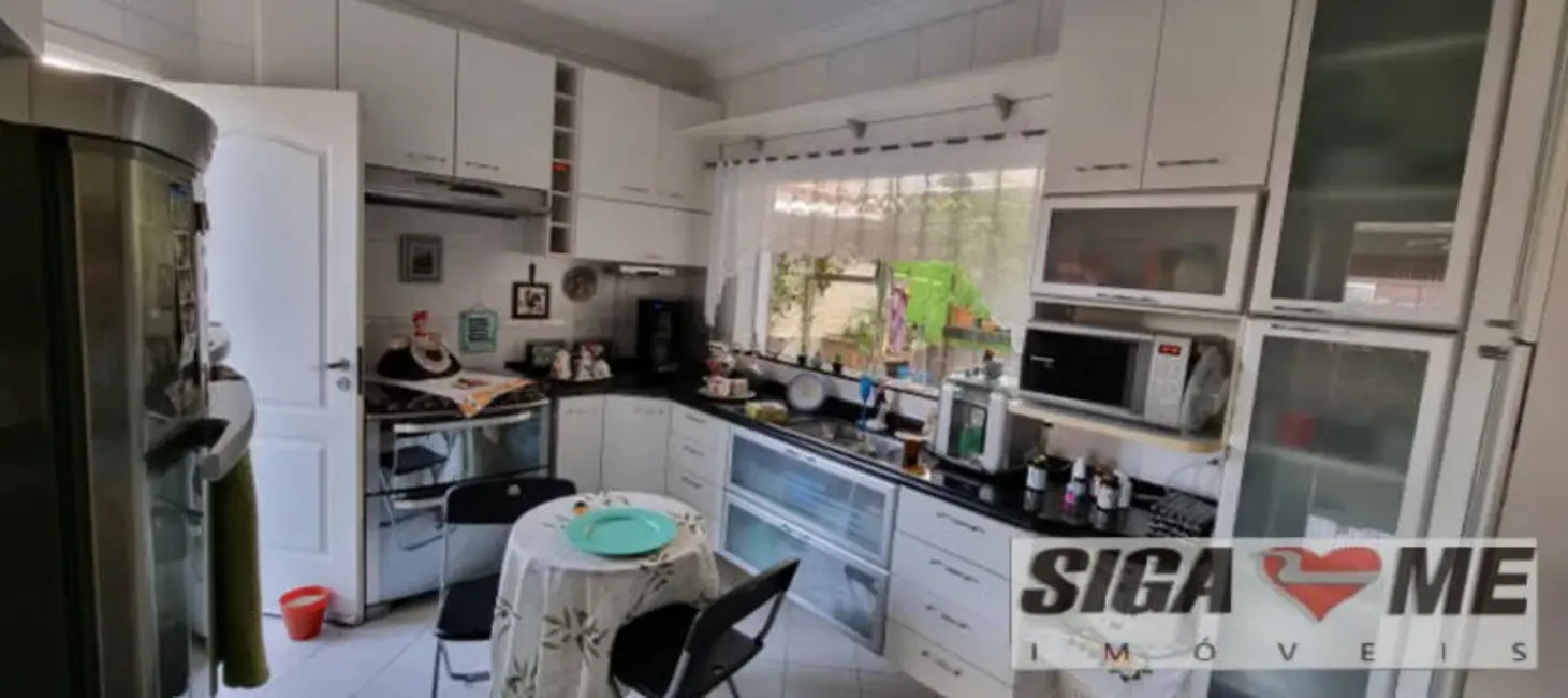 Casa com 3 quartos à venda, 225m2 em Vila Talarico, São Paulo - SP - imagem 5 Foto 5 de Casa com 3 quartos à venda, 225m2 em Vila Talarico, São Paulo - SP