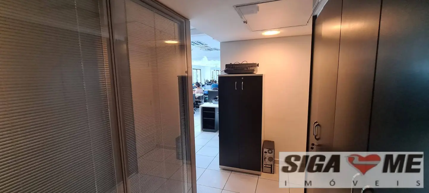 Sala Comercial à venda, 204m2 em Várzea da Barra Funda, São Paulo - SP - imagem 8 Foto 8 de Sala Comercial à venda, 204m2 em Várzea da Barra Funda, São Paulo - SP