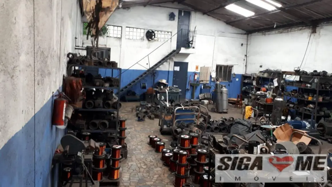 Foto 3 de Sala Comercial à venda, 416m2 em Jardim Caguassu, São Paulo - SP