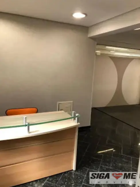 Sala Comercial à venda, 340m2 em Vila Tramontano, São Paulo - SP - imagem 5 Foto 5 de Sala Comercial à venda, 340m2 em Vila Tramontano, São Paulo - SP