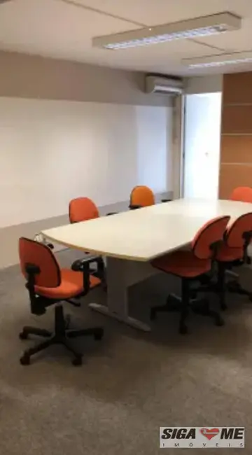 Sala Comercial à venda, 340m2 em Vila Tramontano, São Paulo - SP - imagem 3 Foto 3 de Sala Comercial à venda, 340m2 em Vila Tramontano, São Paulo - SP