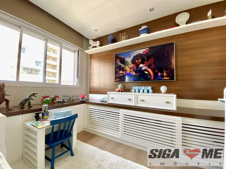 Apartamento com 3 quartos à venda, 185m2 em Itaim Bibi, São Paulo - SP - imagem 8 Foto 8 de Apartamento com 3 quartos à venda, 185m2 em Itaim Bibi, São Paulo - SP