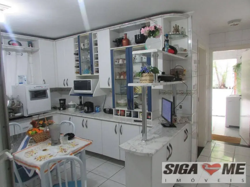 Foto 6 de Casa com 4 quartos à venda, 300m2 em Vila Maria Alta, São Paulo - SP