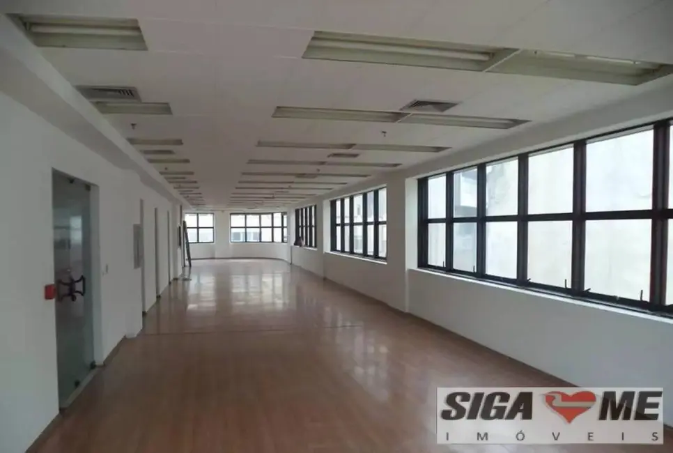 Sala Comercial à venda e para alugar, 188m2 em Vila Olímpia, São Paulo - SP - imagem 4 Foto 4 de Sala Comercial à venda e para alugar, 188m2 em Vila Olímpia, São Paulo - SP