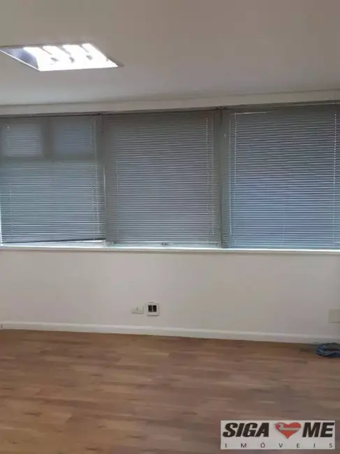 Sala Comercial à venda e para alugar, 204m2 em Cidade Monções, São Paulo - SP - imagem 6 Foto 6 de Sala Comercial à venda e para alugar, 204m2 em Cidade Monções, São Paulo - SP