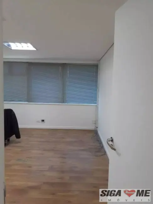 Sala Comercial à venda e para alugar, 204m2 em Cidade Monções, São Paulo - SP - imagem 7 Foto 7 de Sala Comercial à venda e para alugar, 204m2 em Cidade Monções, São Paulo - SP