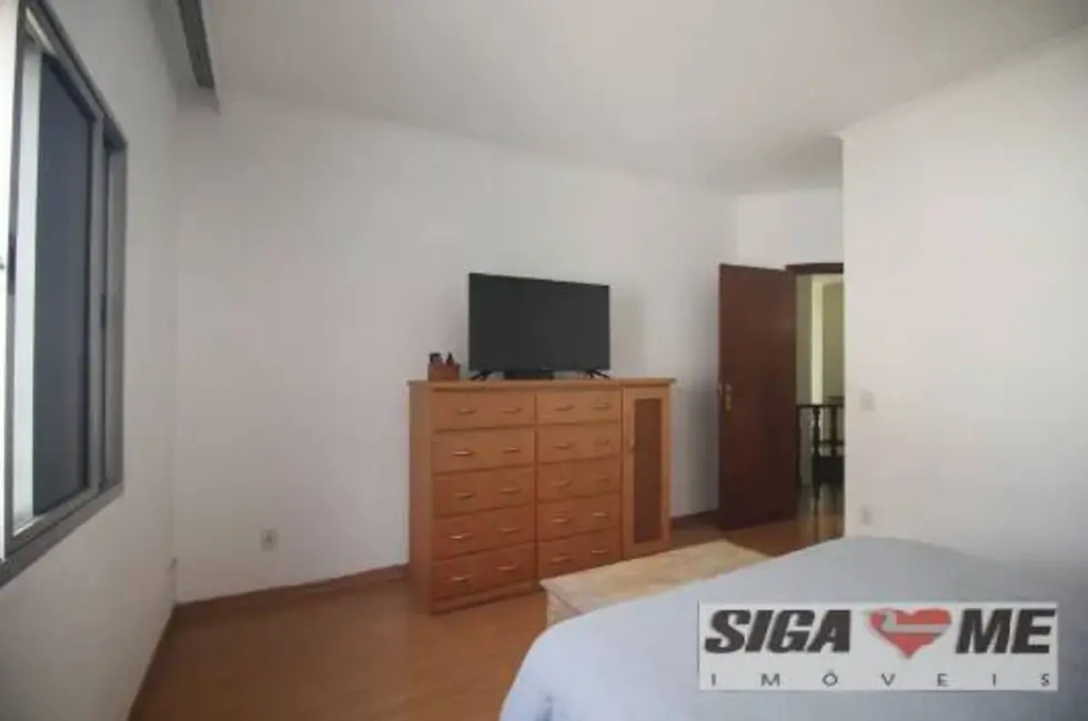 Foto 3 de Casa com 4 quartos à venda, 300m2 em Cidade Monções, São Paulo - SP