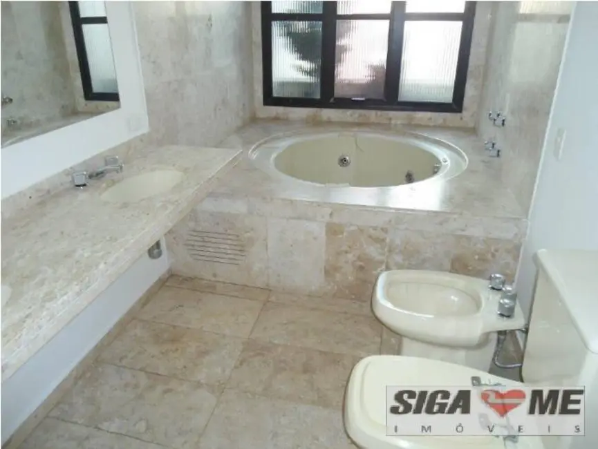 Apartamento com 4 quartos para alugar, 315m2 em Itaim Bibi, São Paulo - SP - imagem 4 Foto 4 de Apartamento com 4 quartos para alugar, 315m2 em Itaim Bibi, São Paulo - SP