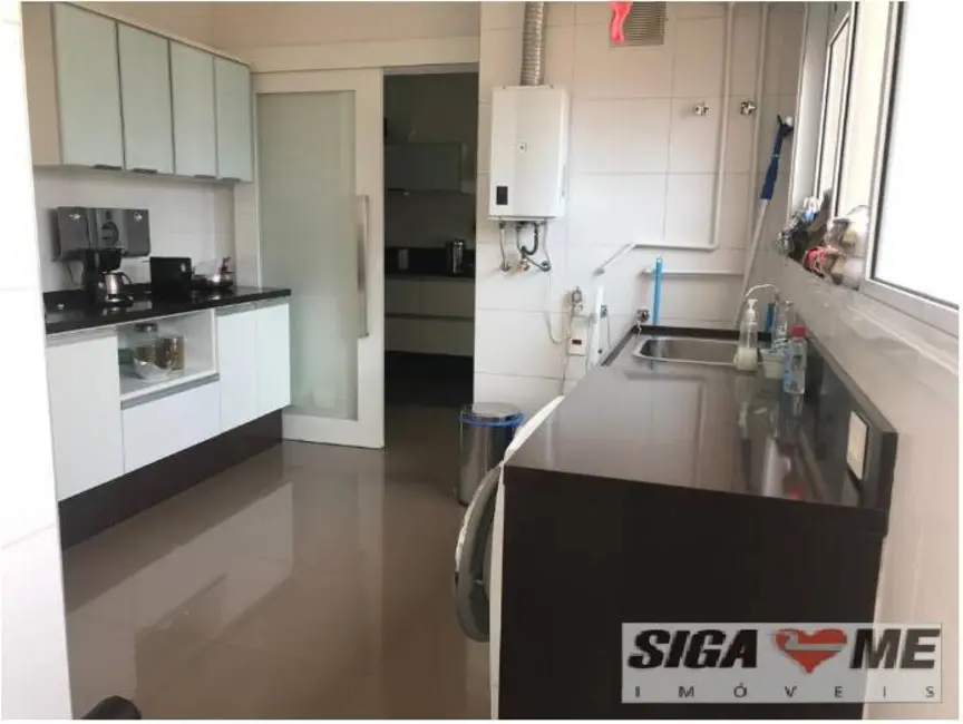 Apartamento com 3 quartos à venda, 236m2 em Vila Mariana, São Paulo - SP - imagem 8 Foto 8 de Apartamento com 3 quartos à venda, 236m2 em Vila Mariana, São Paulo - SP