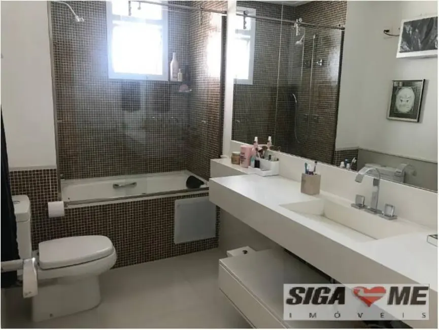 Apartamento com 3 quartos à venda, 236m2 em Vila Mariana, São Paulo - SP - imagem 9 Foto 9 de Apartamento com 3 quartos à venda, 236m2 em Vila Mariana, São Paulo - SP