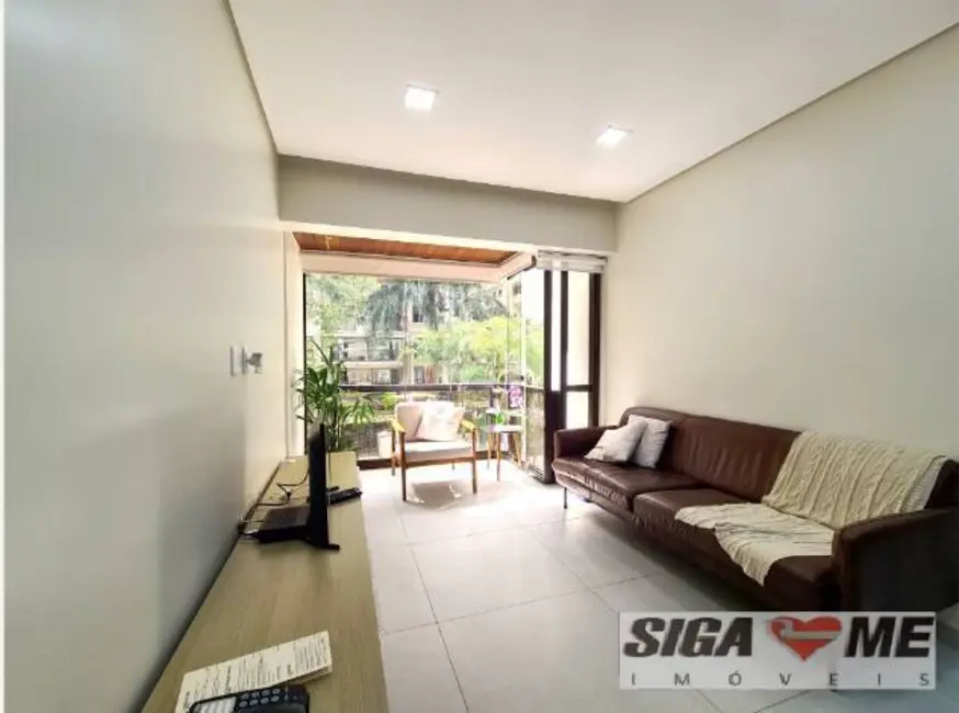 Foto 2 de Apartamento com 2 quartos à venda, 62m2 em Cerqueira César, São Paulo - SP