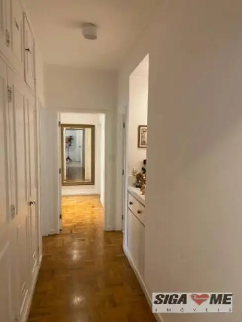 Apartamento com 3 quartos à venda, 170m2 em Higienópolis, São Paulo - SP - imagem 6 Foto 6 de Apartamento com 3 quartos à venda, 170m2 em Higienópolis, São Paulo - SP