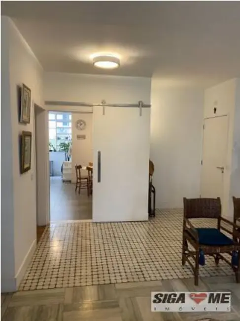 Apartamento com 3 quartos à venda, 170m2 em Higienópolis, São Paulo - SP - imagem 5 Foto 5 de Apartamento com 3 quartos à venda, 170m2 em Higienópolis, São Paulo - SP