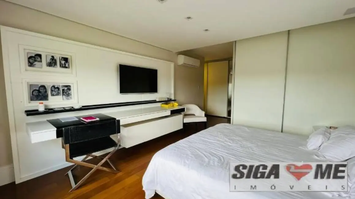 Foto 9 de Apartamento com 4 quartos à venda, 251m2 em Campo Belo, São Paulo - SP