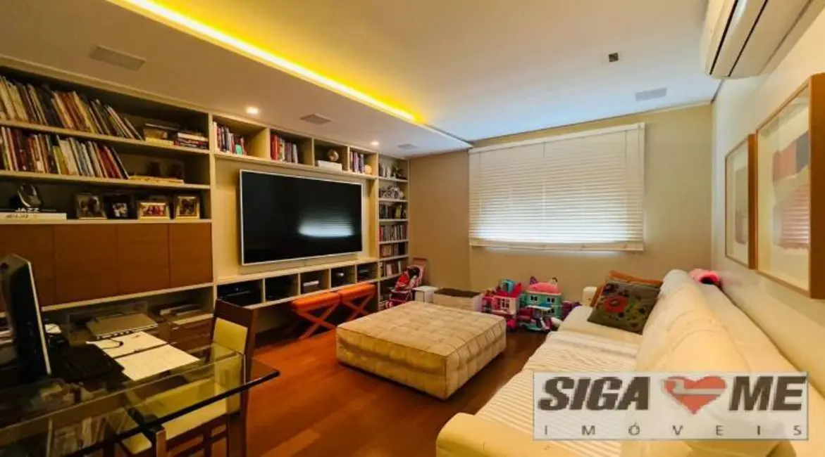 Foto 4 de Apartamento com 4 quartos à venda, 251m2 em Campo Belo, São Paulo - SP