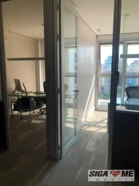 Sala Comercial à venda e para alugar, 50m2 em Aclimação, São Paulo - SP - imagem 2 Foto 2 de Sala Comercial à venda e para alugar, 50m2 em Aclimação, São Paulo - SP