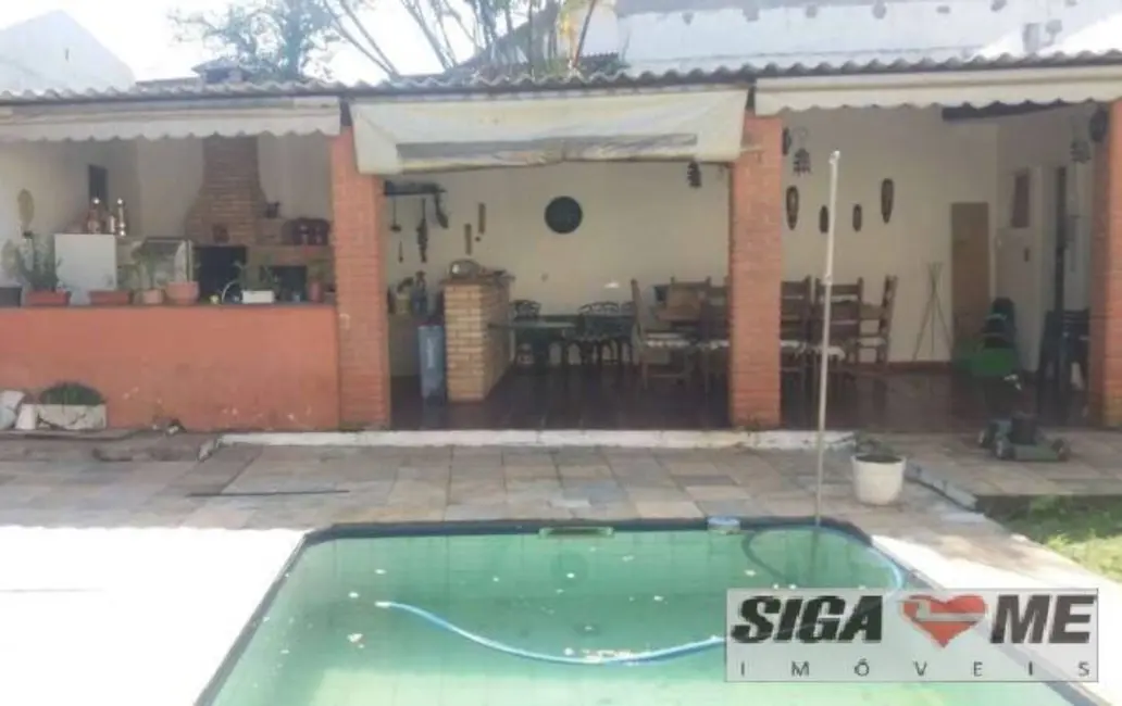 Casa com 4 quartos à venda, 258m2 em Interlagos, São Paulo - SP - imagem 3 Foto 3 de Casa com 4 quartos à venda, 258m2 em Interlagos, São Paulo - SP